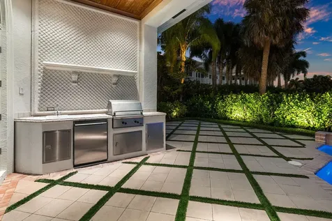 2124 W Maya Palm Drive Boca Raton FL 33432