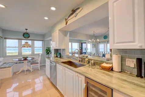 1555 Ne Ocean Boulevard Stuart FL 34996