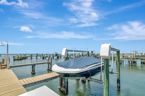1555 Ne Ocean Boulevard Stuart FL 34996