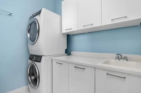 4080 Nw 17th Avenue Boca Raton FL 33431