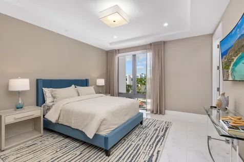 4080 Nw 17th Avenue Boca Raton FL 33431