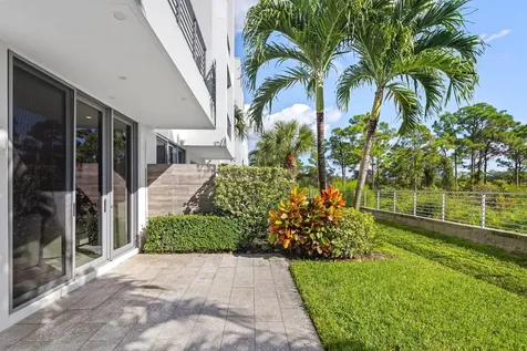 4080 Nw 17th Avenue Boca Raton FL 33431