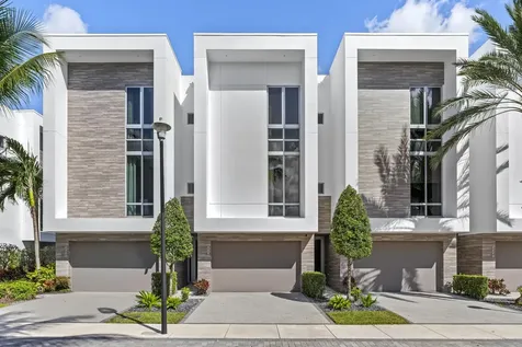 4080 Nw 17th Avenue Boca Raton FL 33431