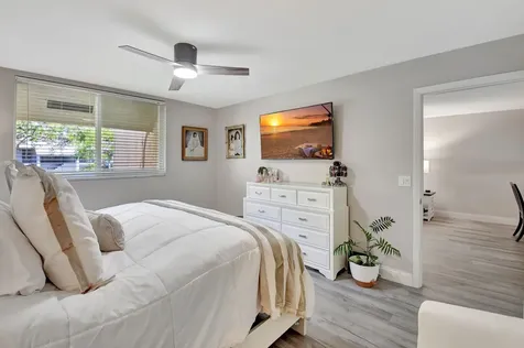 2805 Sw 22nd Avenue Delray Beach FL 33445