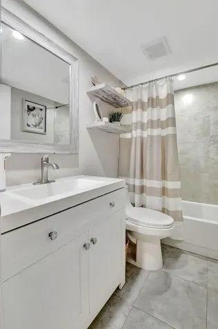 2805 Sw 22nd Avenue Delray Beach FL 33445