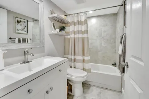 2805 Sw 22nd Avenue Delray Beach FL 33445