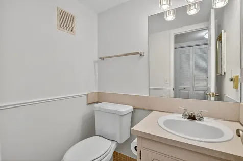 386 Tilford R Deerfield Beach FL 33442