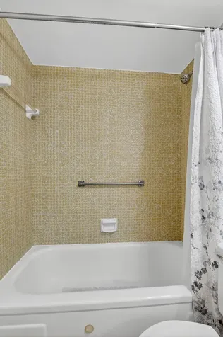 386 Tilford R Deerfield Beach FL 33442
