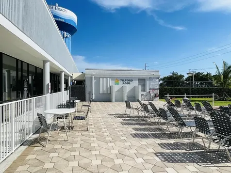 386 Tilford R Deerfield Beach FL 33442