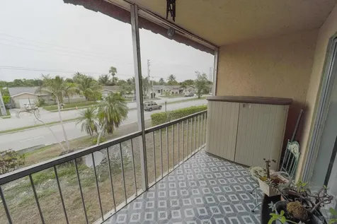9272 Sw 3rd Street Boca Raton FL 33428