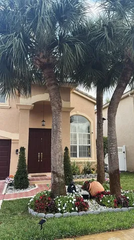 1534 Running Oak Lane Royal Palm Beach FL 33411