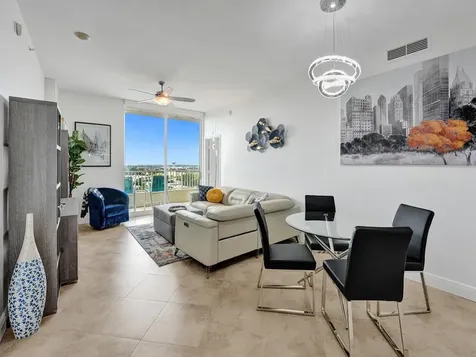 625 Casa Loma Boulevard Boynton Beach FL 33435