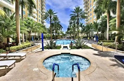 625 Casa Loma Boulevard Boynton Beach FL 33435