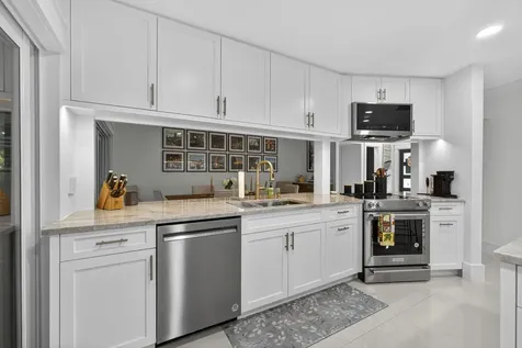 18 Berwick Road Palm Beach Gardens FL 33418