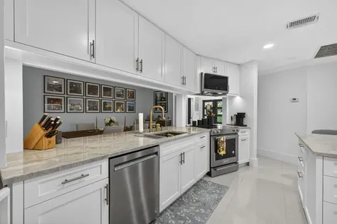 18 Berwick Road Palm Beach Gardens FL 33418