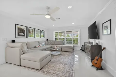 18 Berwick Road Palm Beach Gardens FL 33418