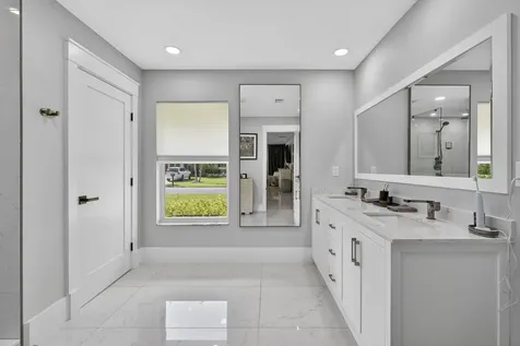 18 Berwick Road Palm Beach Gardens FL 33418