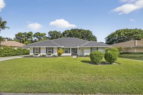 18 Berwick Road Palm Beach Gardens FL 33418