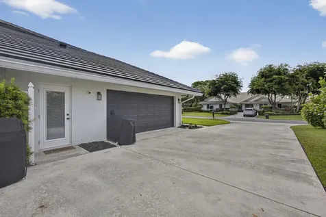 18 Berwick Road Palm Beach Gardens FL 33418