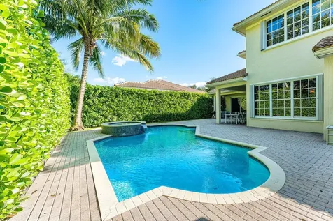 149 Via Catalunha Jupiter FL 33458