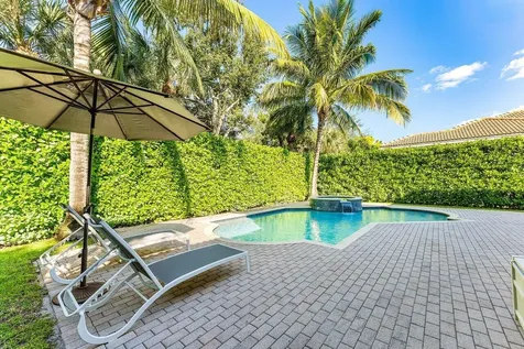 149 Via Catalunha Jupiter FL 33458