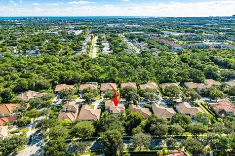 149 Via Catalunha Jupiter FL 33458