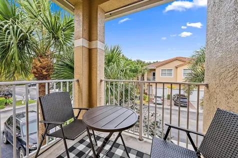 105 Lighthouse Circle Tequesta FL 33469