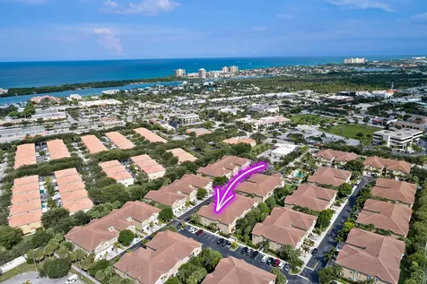 105 Lighthouse Circle Tequesta FL 33469