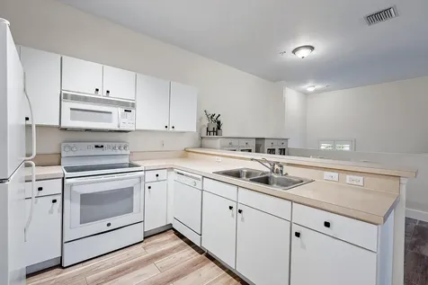 105 Lighthouse Circle Tequesta FL 33469
