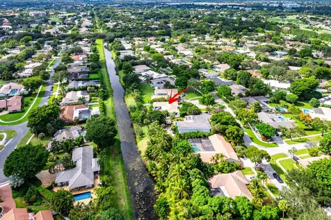 6738 S Grande Drive Boca Raton FL 33433