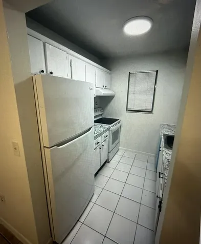 650 Sw 2nd Avenue Boca Raton FL 33432
