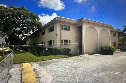 650 Sw 2nd Avenue Boca Raton FL 33432