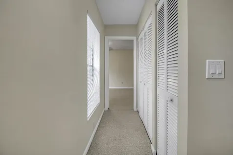 386 Prestwick Circle Palm Beach Gardens FL 33418