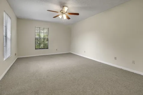 386 Prestwick Circle Palm Beach Gardens FL 33418