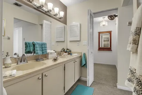 386 Prestwick Circle Palm Beach Gardens FL 33418