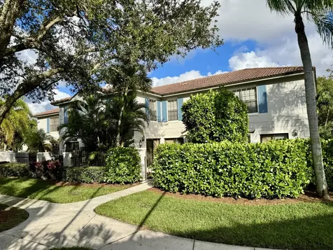 386 Prestwick Circle Palm Beach Gardens FL 33418