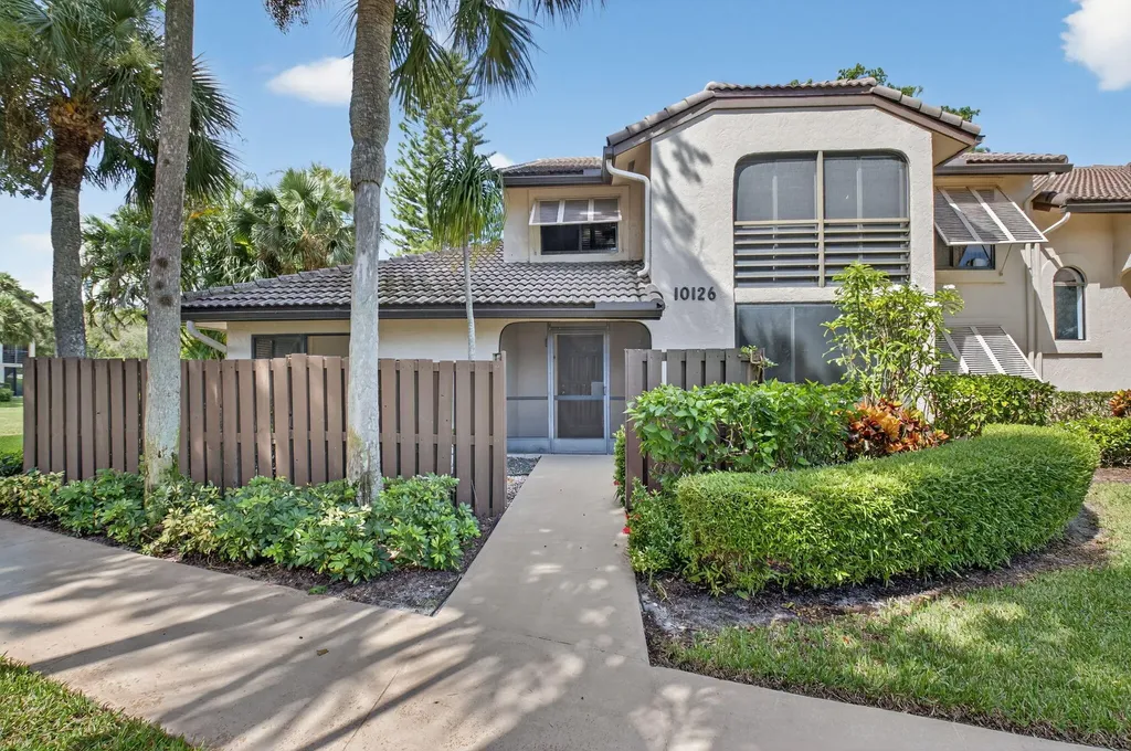 10126 Mangrove Drive Boynton Beach FL 33437