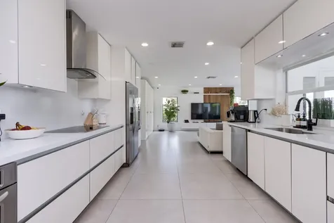 1049 W Palmetto Park Road Boca Raton FL 33486