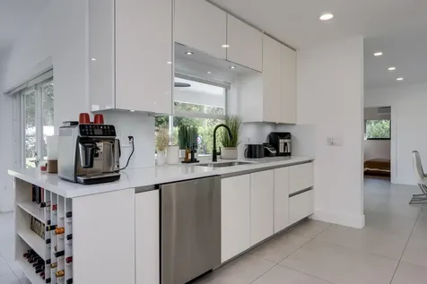 1049 W Palmetto Park Road Boca Raton FL 33486