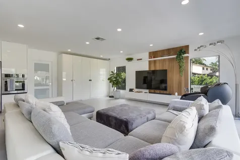 1049 W Palmetto Park Road Boca Raton FL 33486