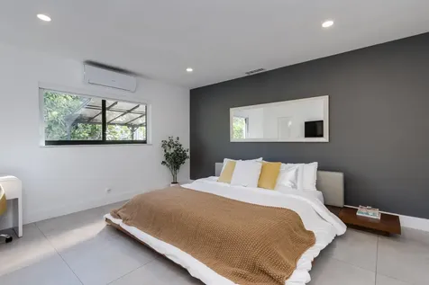 1049 W Palmetto Park Road Boca Raton FL 33486