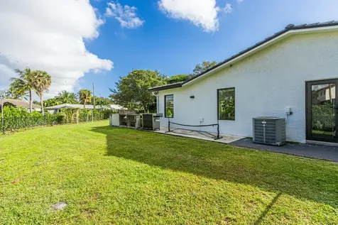 1049 W Palmetto Park Road Boca Raton FL 33486