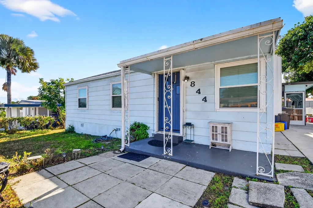 844 Bradley Street West Palm Beach FL 33405