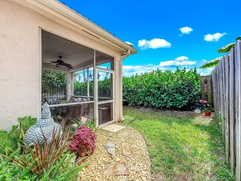 9760 Vineyard Court Boca Raton FL 33428