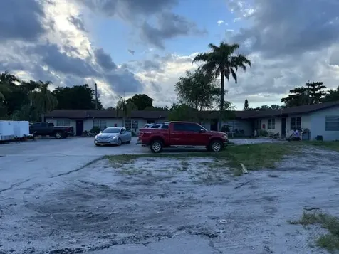 3681 Lakewood Road Palm Springs FL 33461
