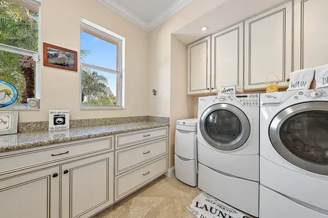 2618 Sw River Shore Drive Port Saint Lucie FL 34984
