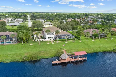 2618 Sw River Shore Drive Port Saint Lucie FL 34984