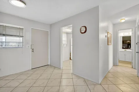 2152 NE 1st Way Boynton Beach FL 33435