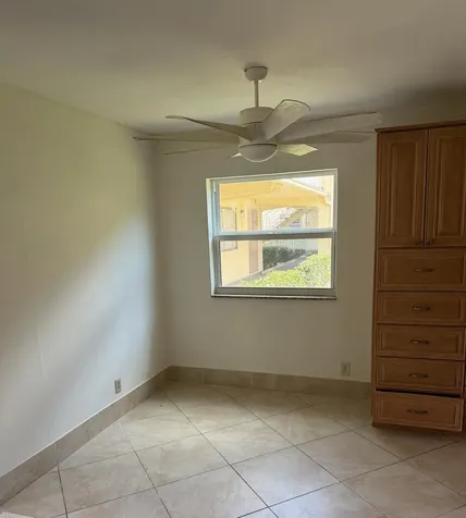 157 Saxony D Delray Beach FL 33446