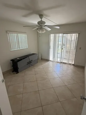 157 Saxony D Delray Beach FL 33446